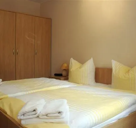 Apartmenthaus Am See