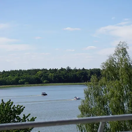 Charmante In Mit Seeblick Apartment Rheinsberg